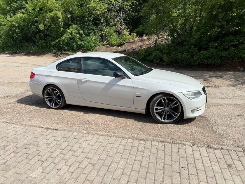 Bmw 325 2011