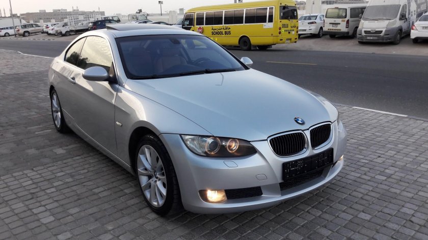 BMW 325 2009