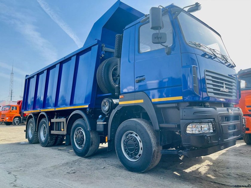 Самосвал МАЗ 6516c9-521-005