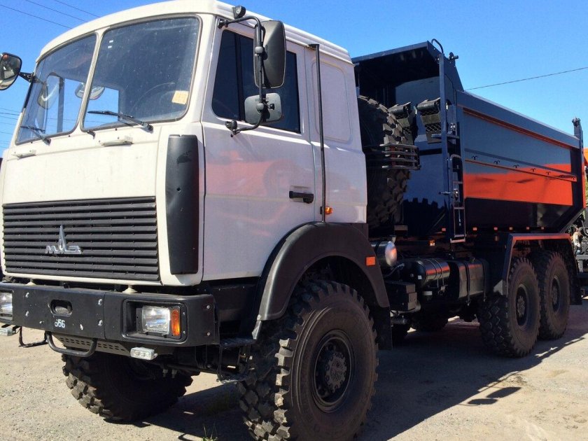 МАЗ 6317 самосвал