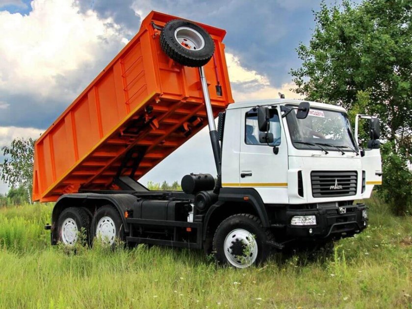 Самосвал МАЗ 6514