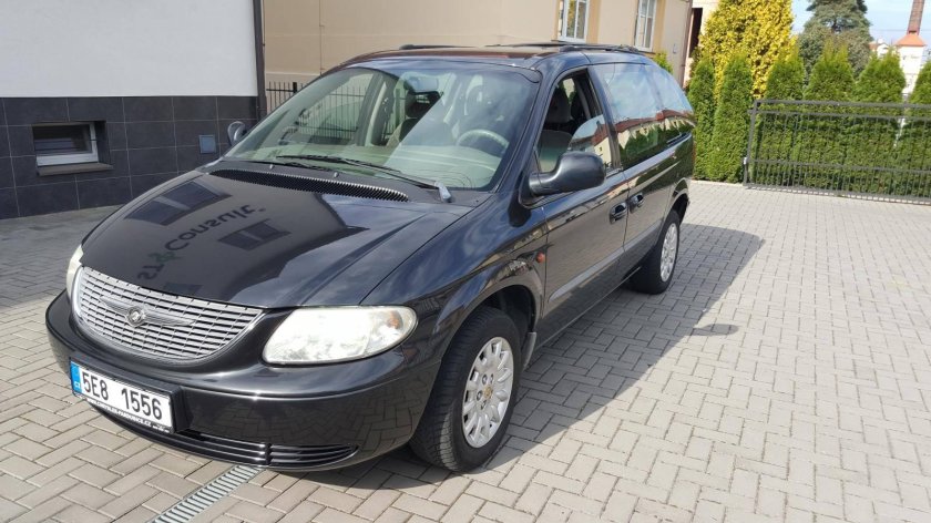 Крайслер Вояджер 2.4 2002