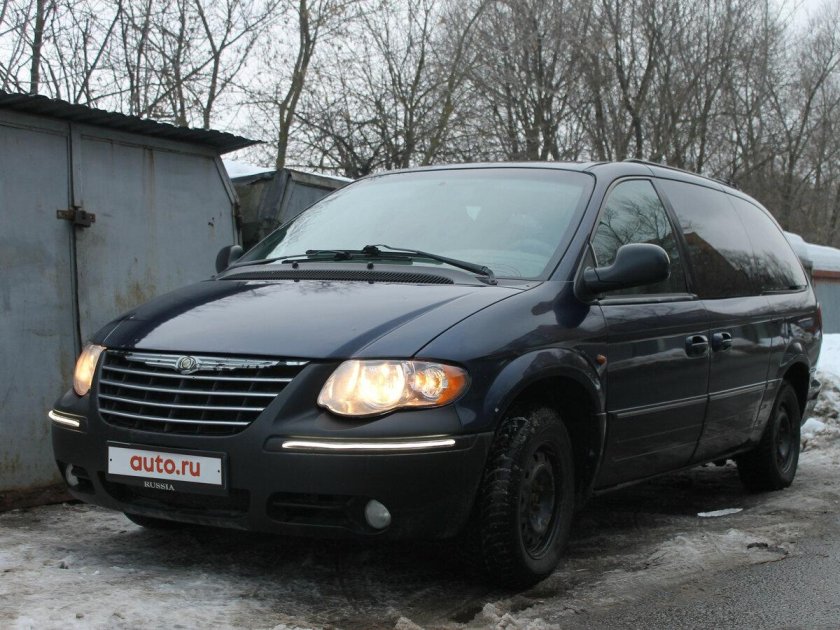 Крайслер Гранд Вояджер 2006