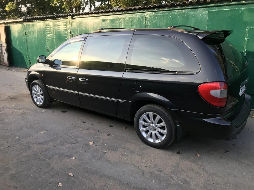 Крайслер Гранд Вояджер 4