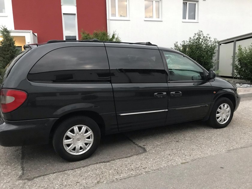 Крайслер Вояджер 4