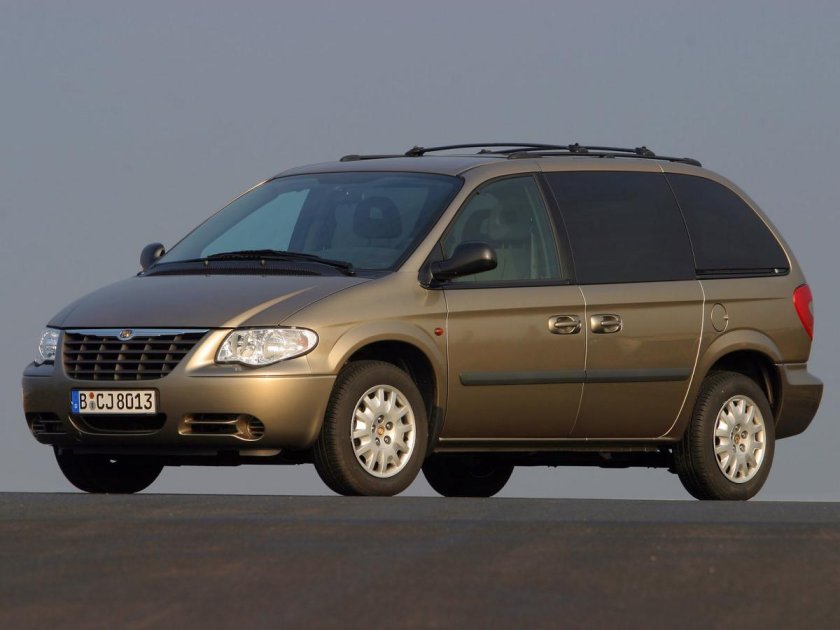 Минивэн Chrysler Voyager
