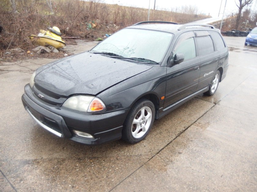 Toyota Caldina 211