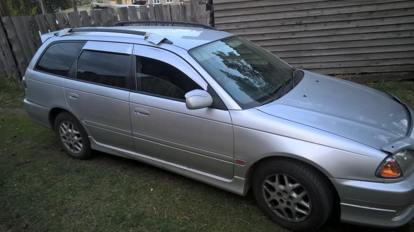 Тойота Калдина 2