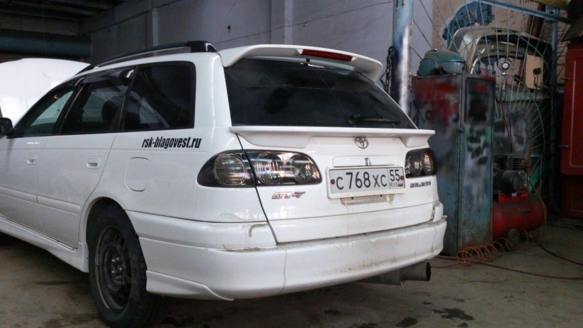 Тойота калдина 210 кузов