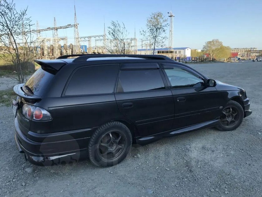 Тойота Калдина 210 кузов