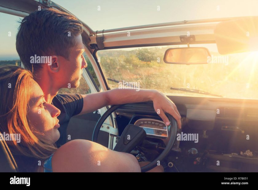 Пара в машине