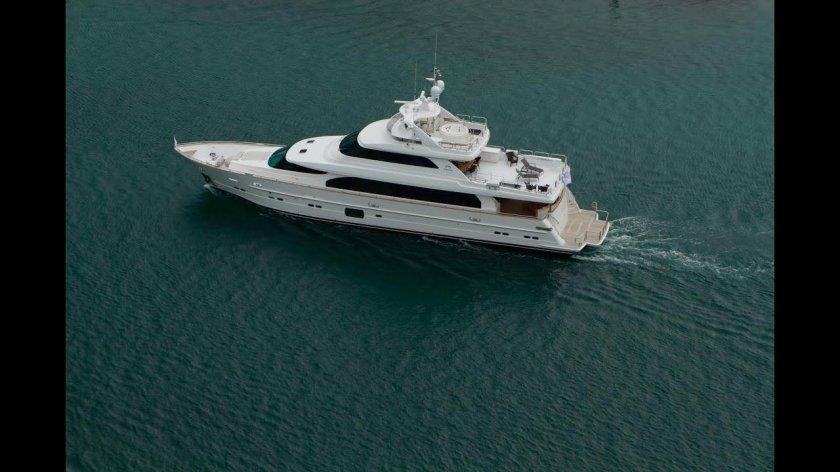 Яхта Mega Yacht Centauro 110m