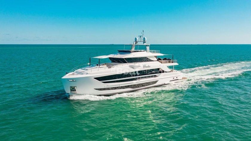 Роскошная яхта