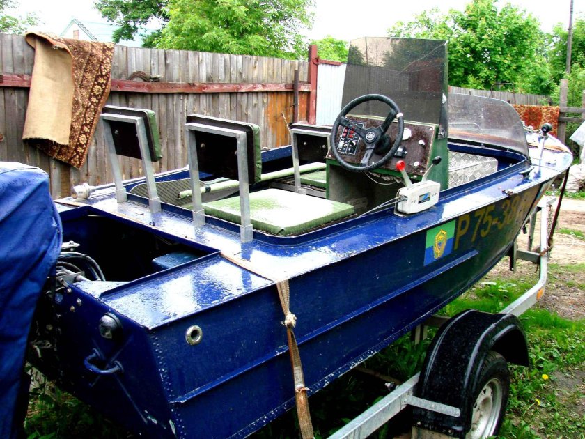 Лодка Казанка мкм