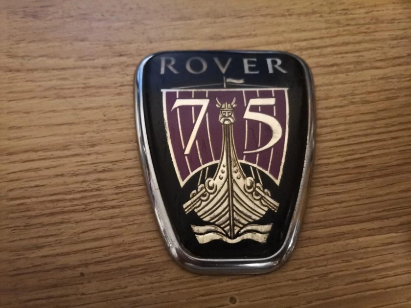 Rover 75 эмблема