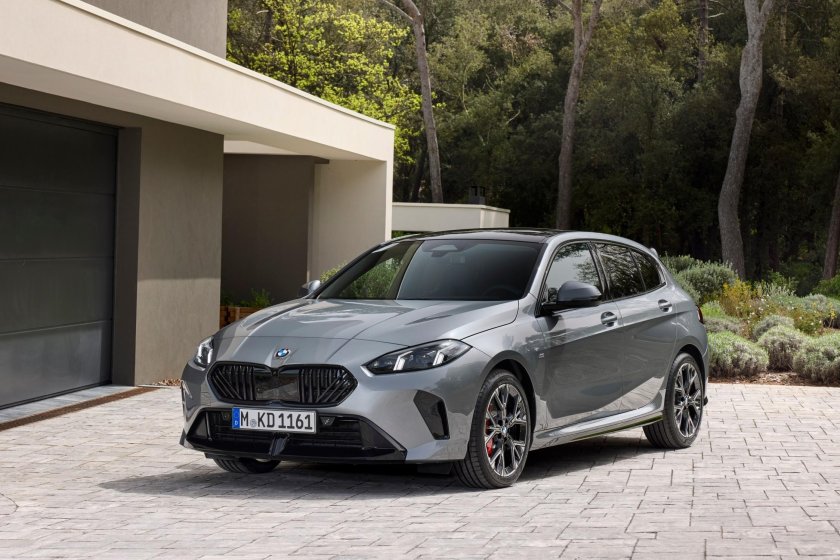 Бмв 1 серии 2025