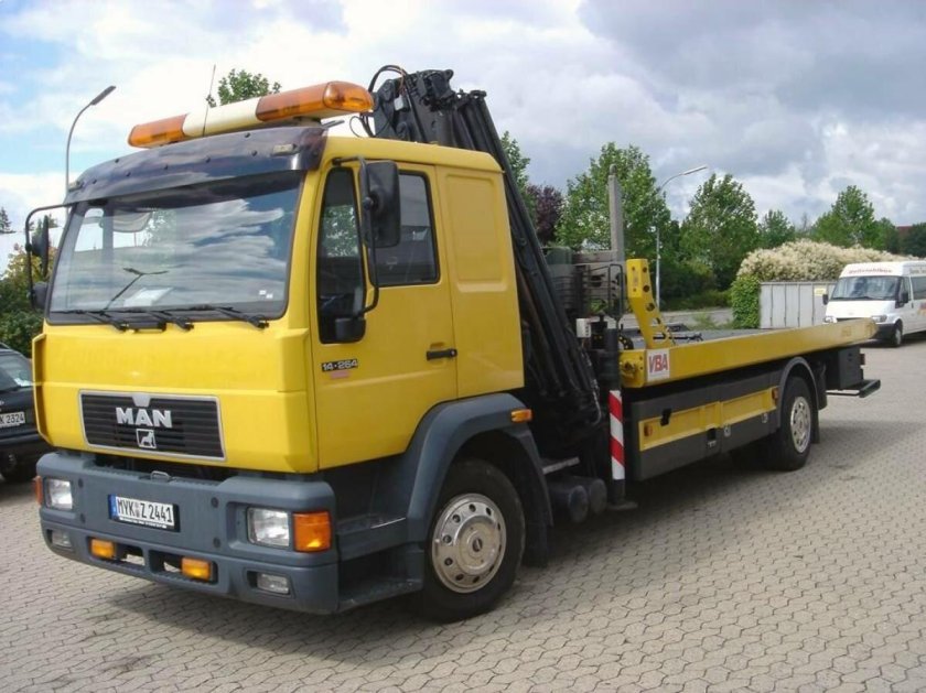 Мерседес 1324l