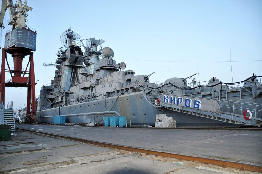 Тяжелый атомный крейсер "Киров".