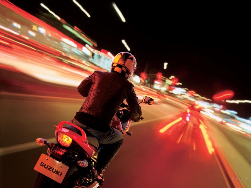 Драйв на мотоцикле