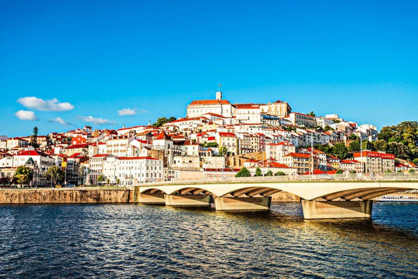 Город Коимбра в Португалии