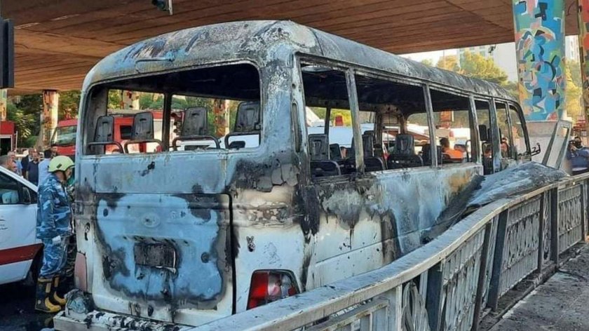 Террористы взорвали военный автобус в Дамаске