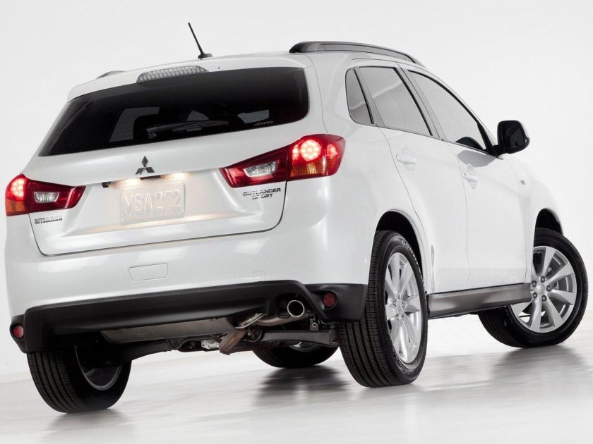 Mitsubishi Outlander Sport 2013