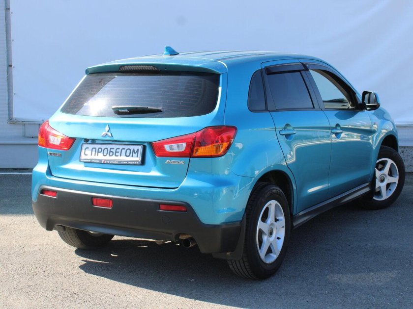 Mitsubishi asx i