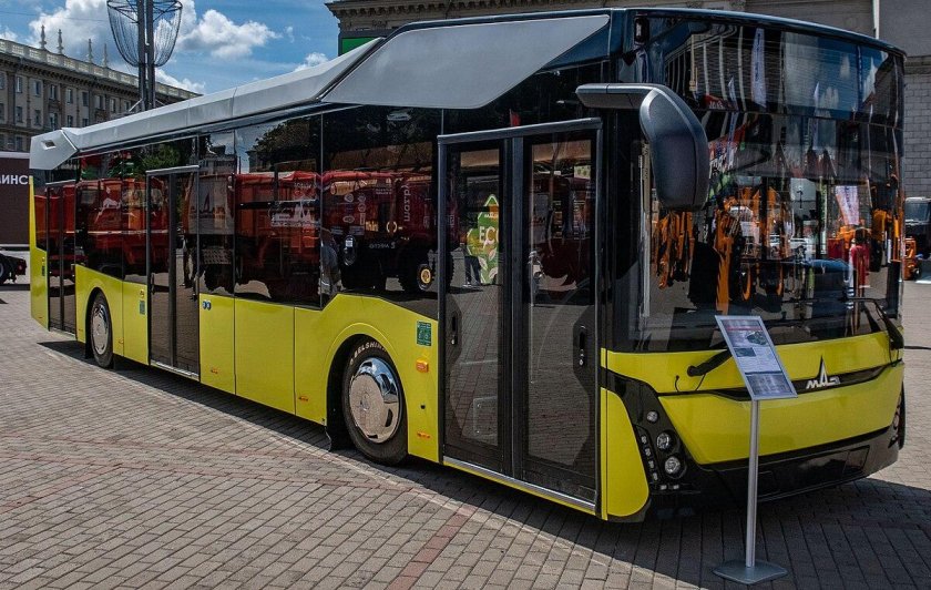 МАЗ-303 автобус