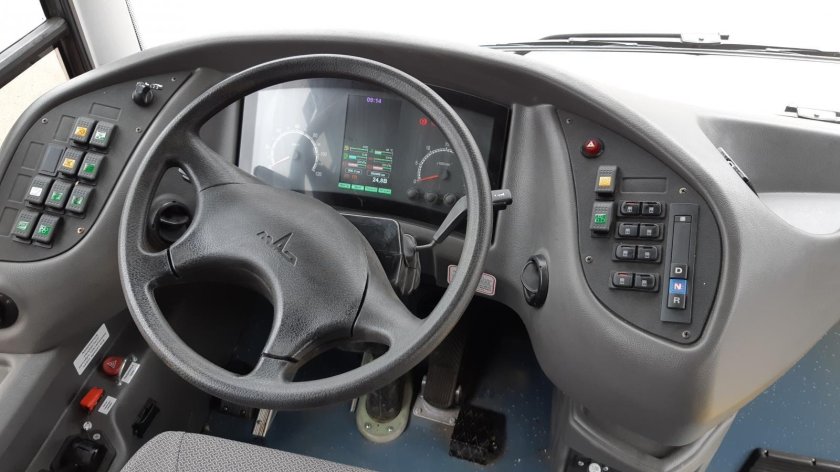 МАЗ 203 салон водителя