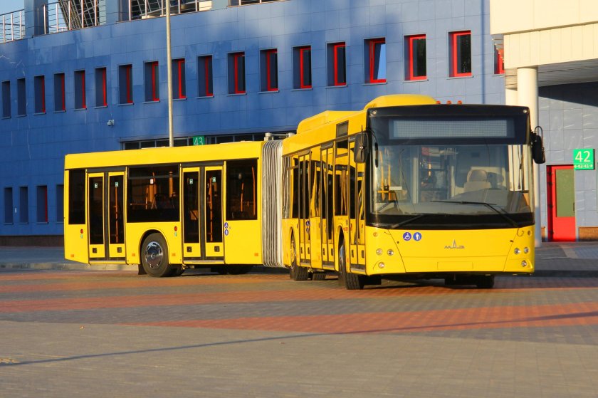 Автобус МАЗ 215069