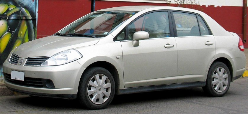 Nissan Tiida c11