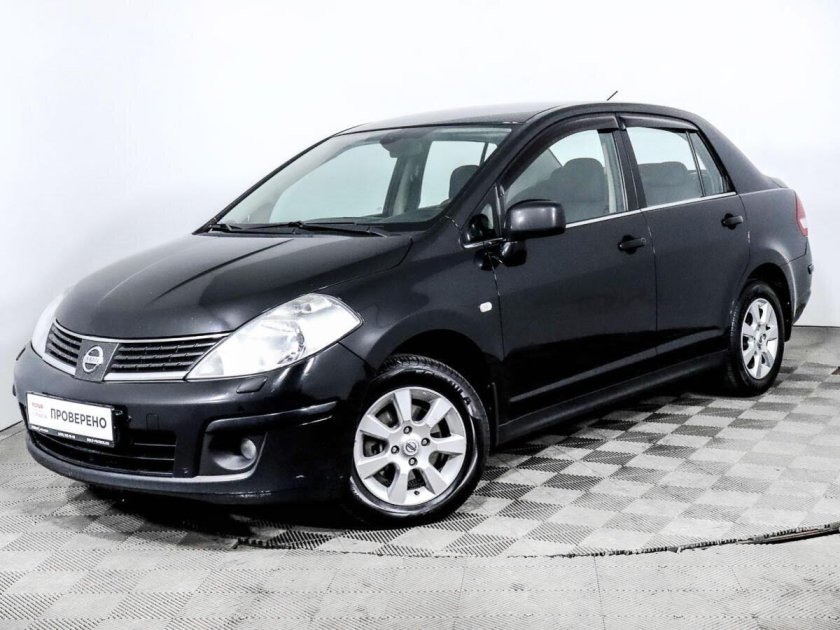 Nissan Tiida 2008