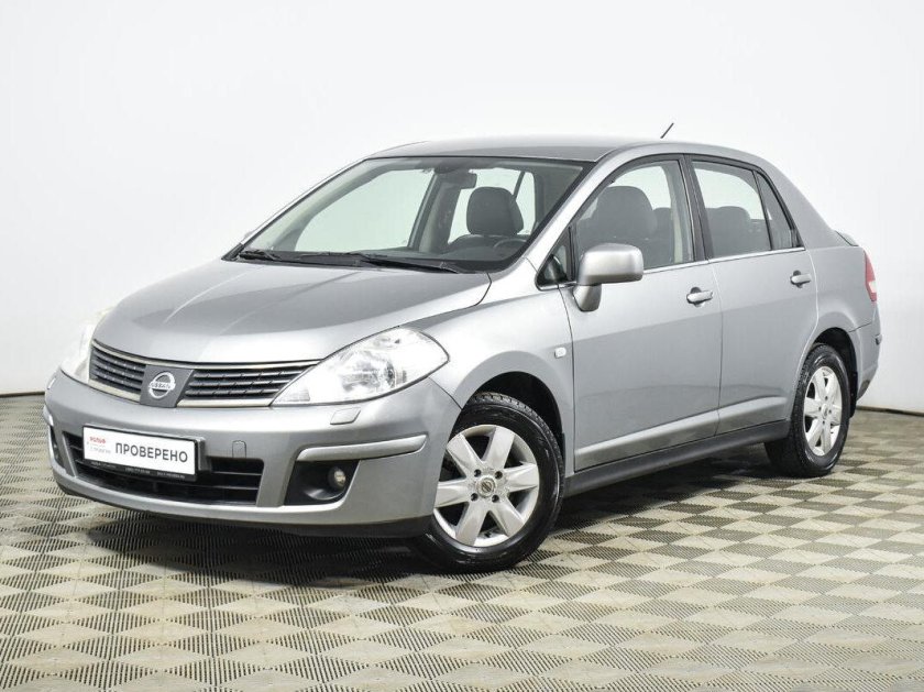 Nissan Tiida 2007