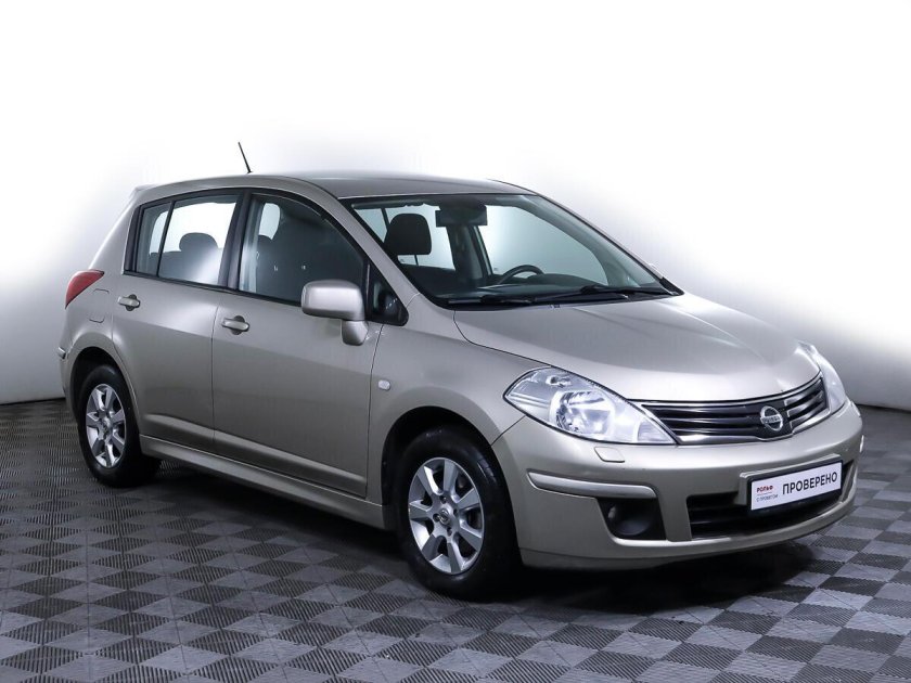 Ниссан тиида с 11 хэтчбек