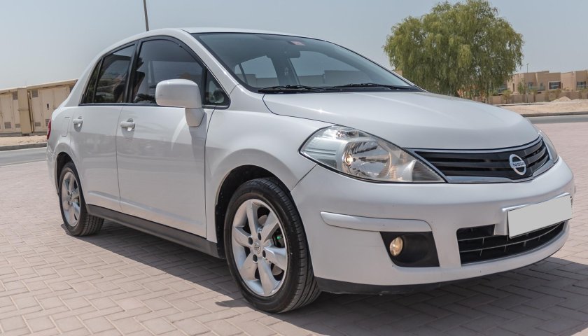 Nissan Tiida 2012
