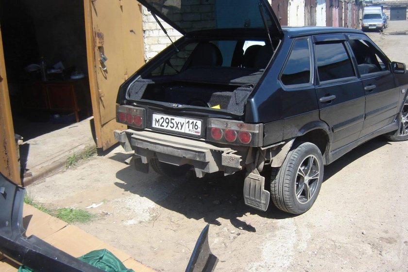 ВАЗ 2114 без бампера