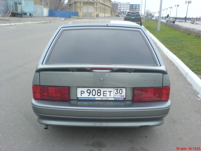 Лада 2114 сзади