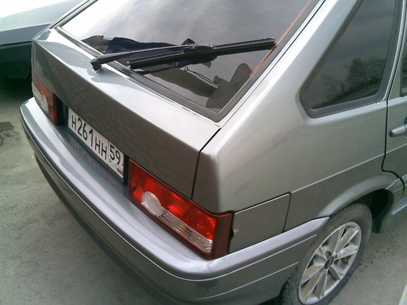 ВАЗ 2113 сзади