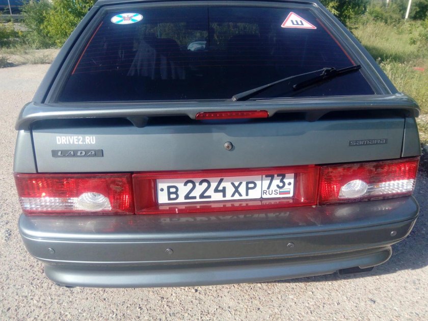 Катафот номерного знака ВАЗ 2114