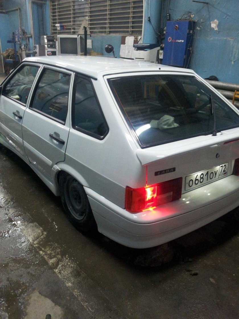 ВАЗ 2114 сзади
