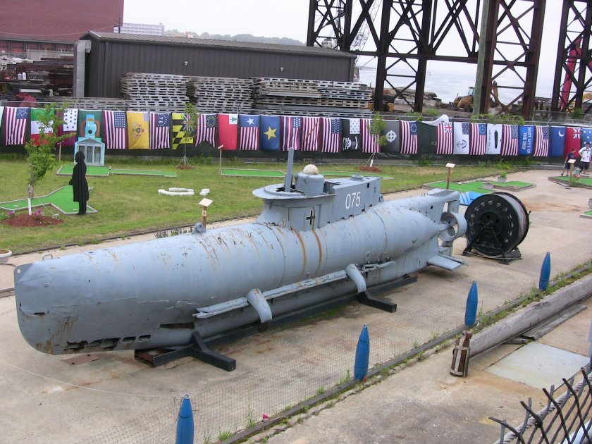 Подлодка Зеехунд