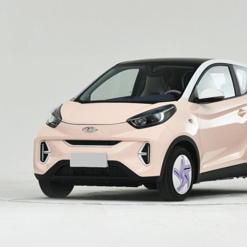 Черри маленькая машина