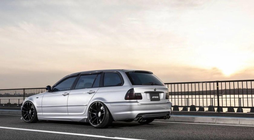 BMW e46 Touring stance