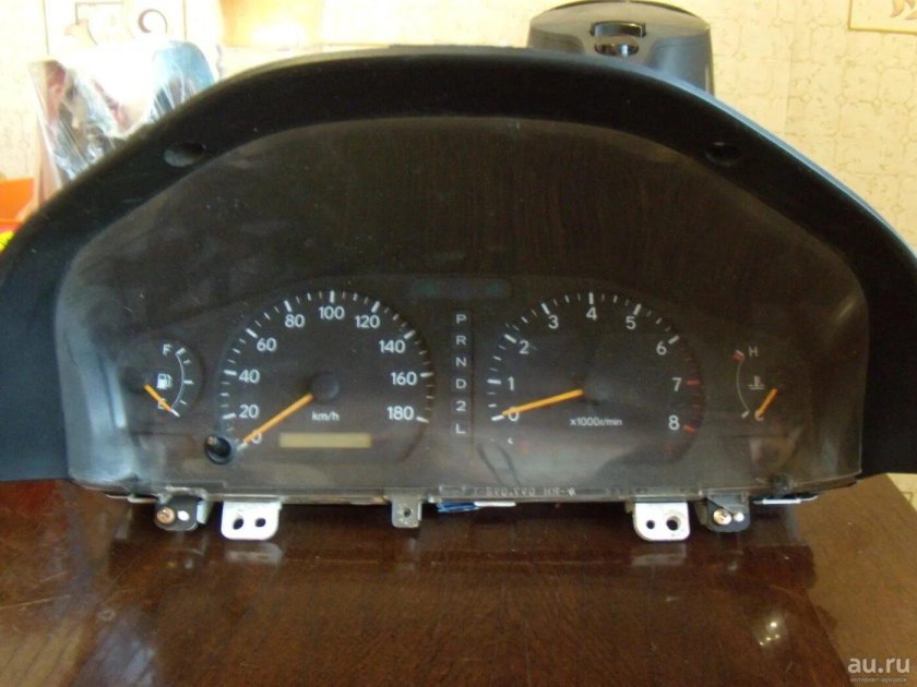 Toyota Camry sv40 приборная панель