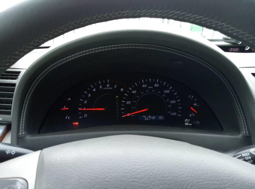 Приборка Камри 40