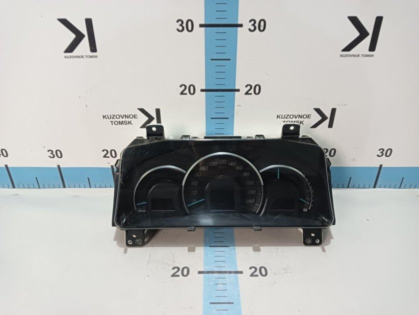 Приборная панель тойота