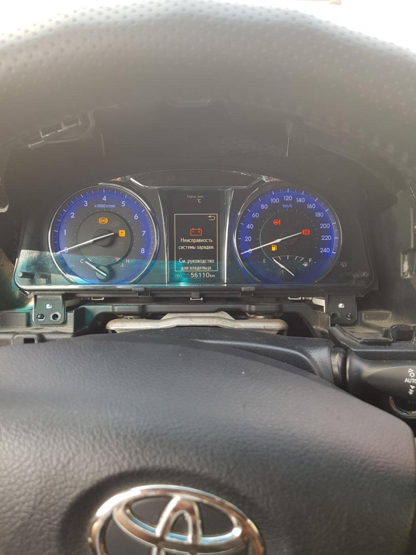 Приборная панель Камри 3.5