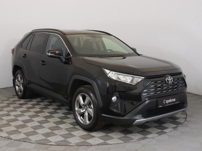 Тойота рав 4 2020