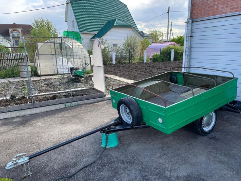 Легковой прицеп