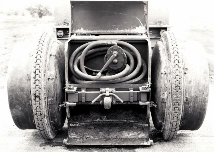 Танковый прицеп ТД-200